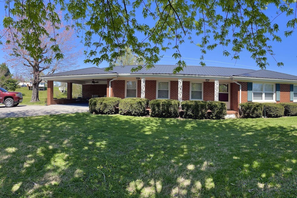 Photo of Outdoor in Waneta