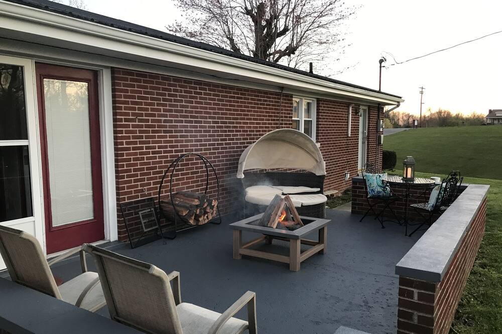 Photo of Patio Balcony in Waneta