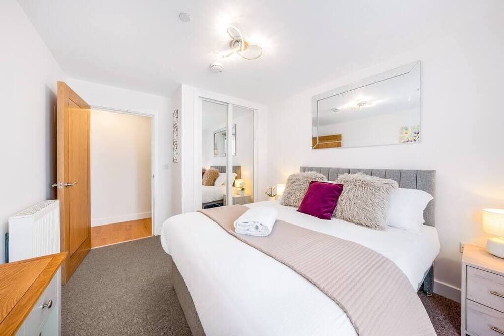 Photo of Bedroom in Redhill