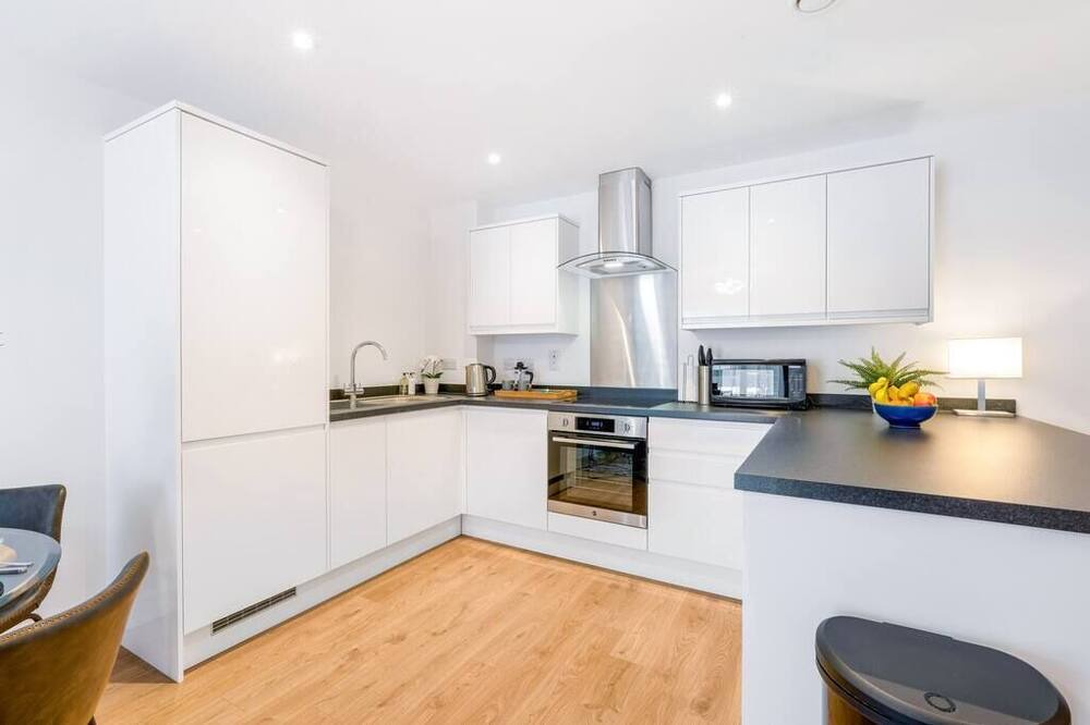 Photo of Kitchen in Redhill