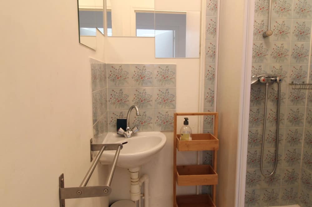 Photo of Bathroom in Saint-Clement-de-la-Place