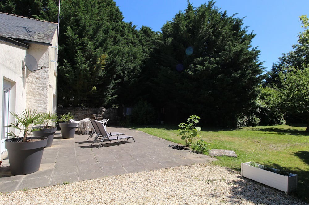 Photo of Outdoor in Saint-Clement-de-la-Place