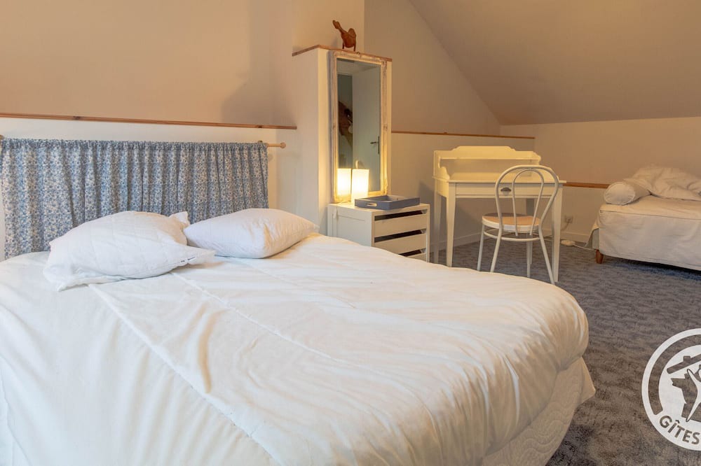 Photo of Bedroom in Saint-Clement-de-la-Place
