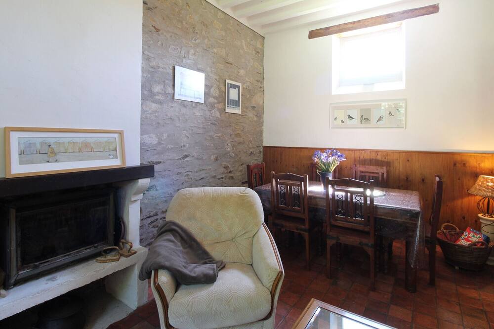 Photo of Bedroom in Saint-Clement-de-la-Place