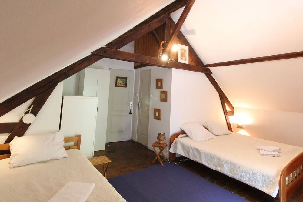 Photo of Bedroom in Saint-Clement-de-la-Place