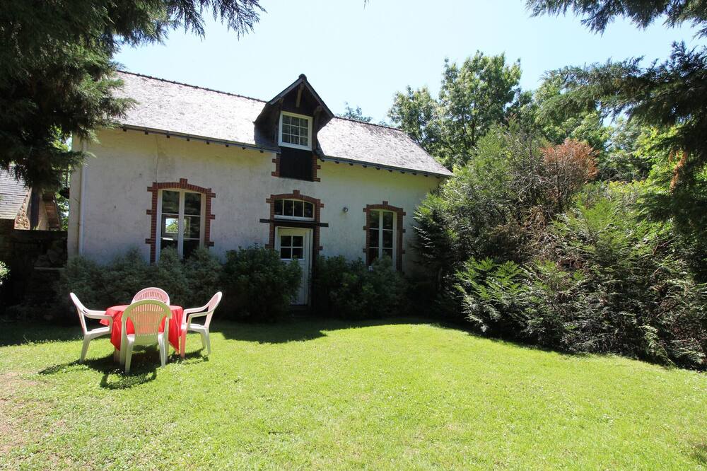 Photo of Outdoor in Saint-Clement-de-la-Place