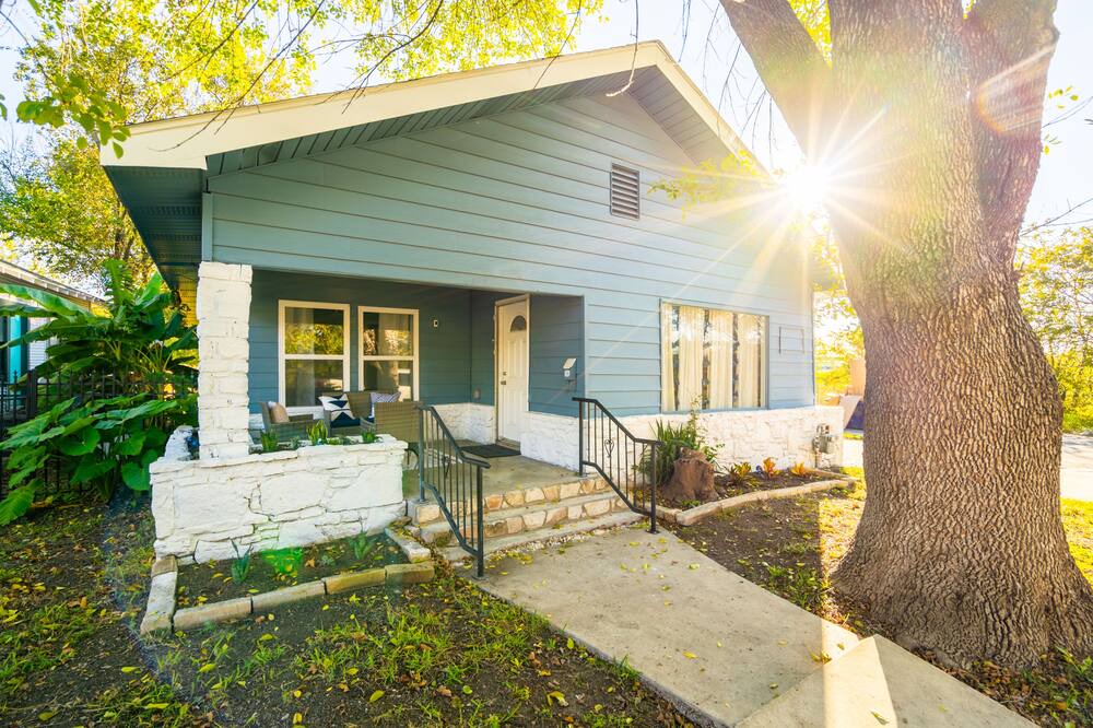 Photo of Outdoor in Highland Park