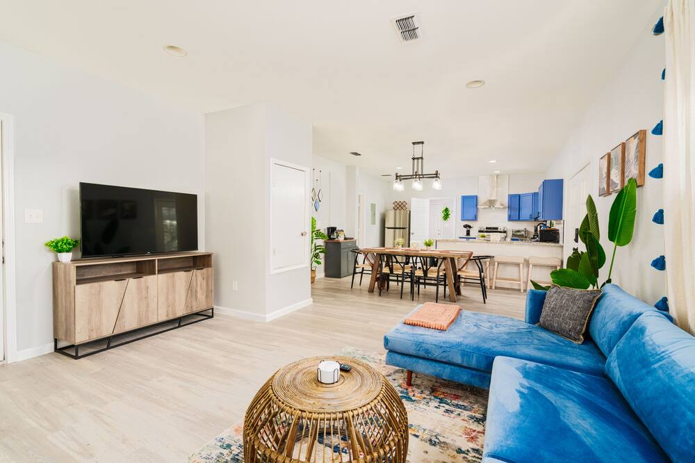 Photo of Livingroom in Highland Park