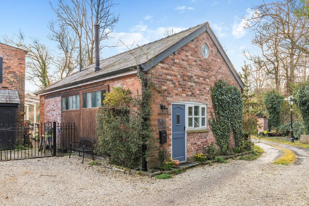 Photo of Outdoor in Sutton