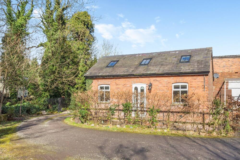 Photo of Outdoor in Sutton