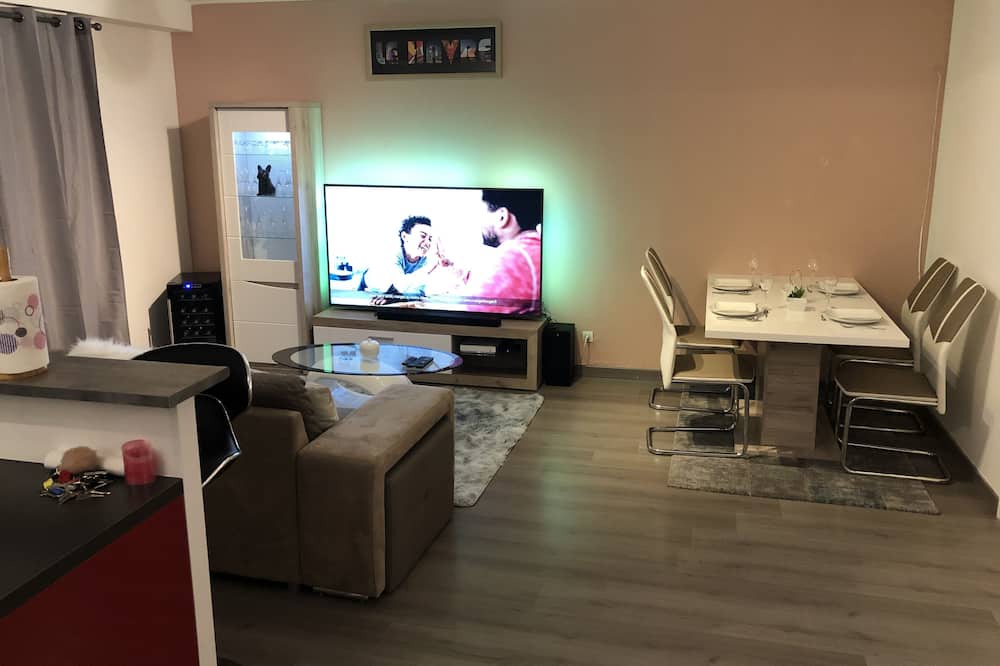 Photo of Others in Anatole France Danton