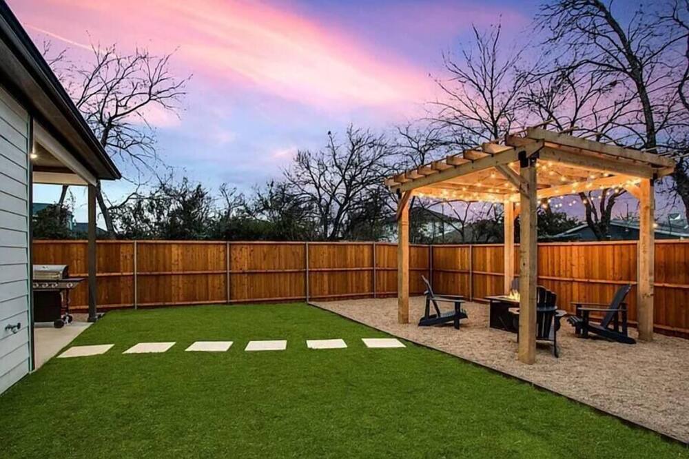 Photo of Others in West Dallas