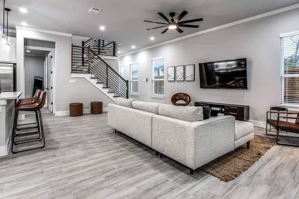 Photo of Bedroom in West Dallas