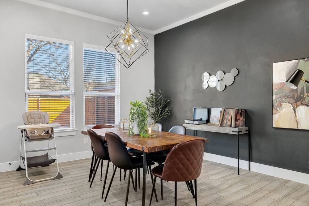 Photo of Bedroom in West Dallas