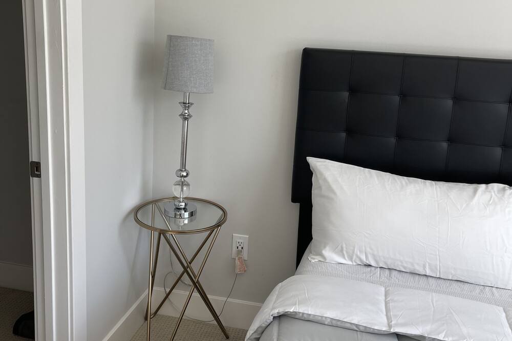 Photo of Bedroom in North Druid Hills