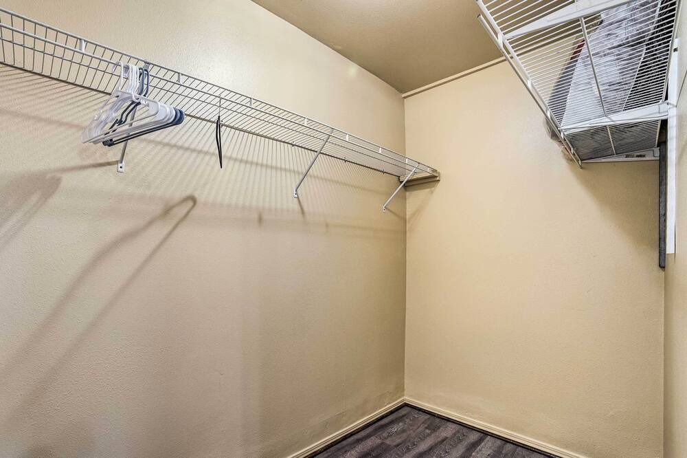 Photo of Others in Bryn Mawr-Skyway