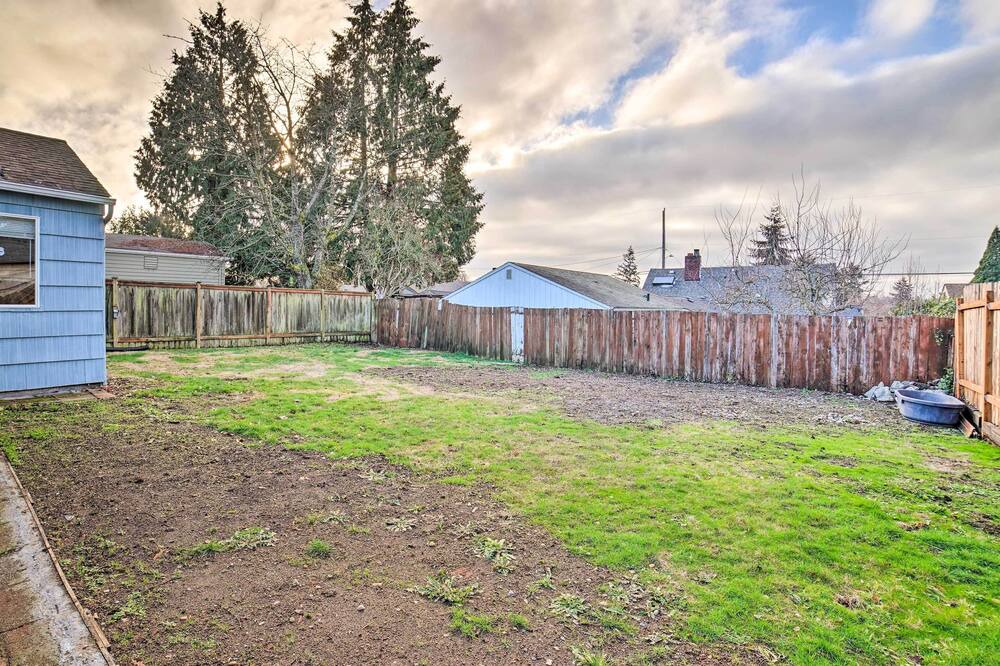 Photo of Others in Bryn Mawr-Skyway