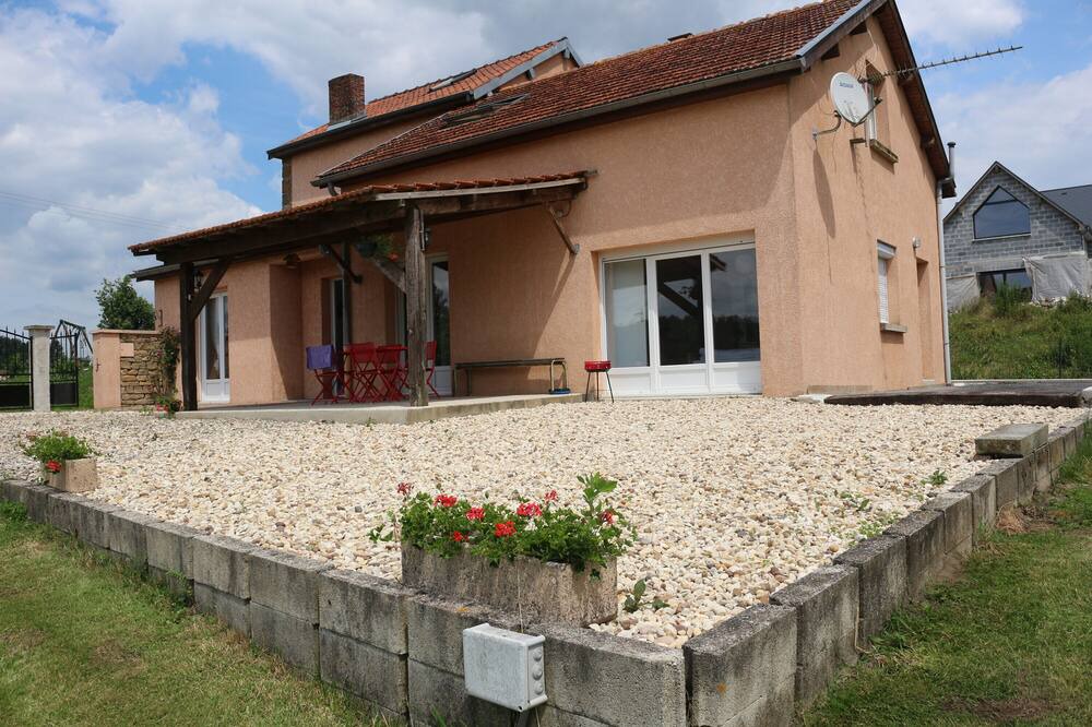 Photo of Outdoor in Girondelle