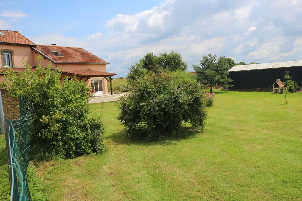 Photo of Outdoor in Girondelle