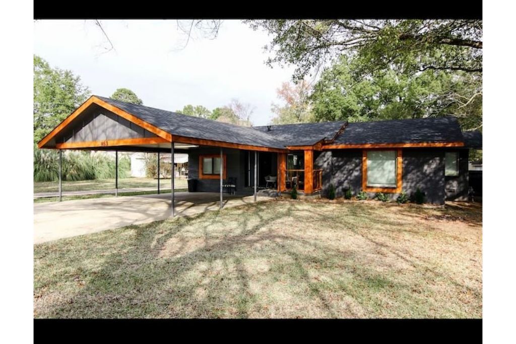 Photo of Outdoor in Wake Village