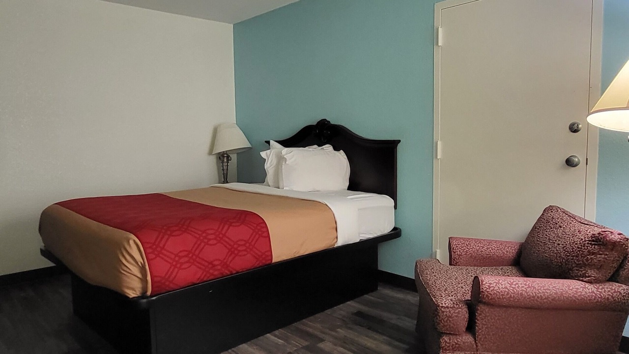 Photo of Bedroom in Greeneville