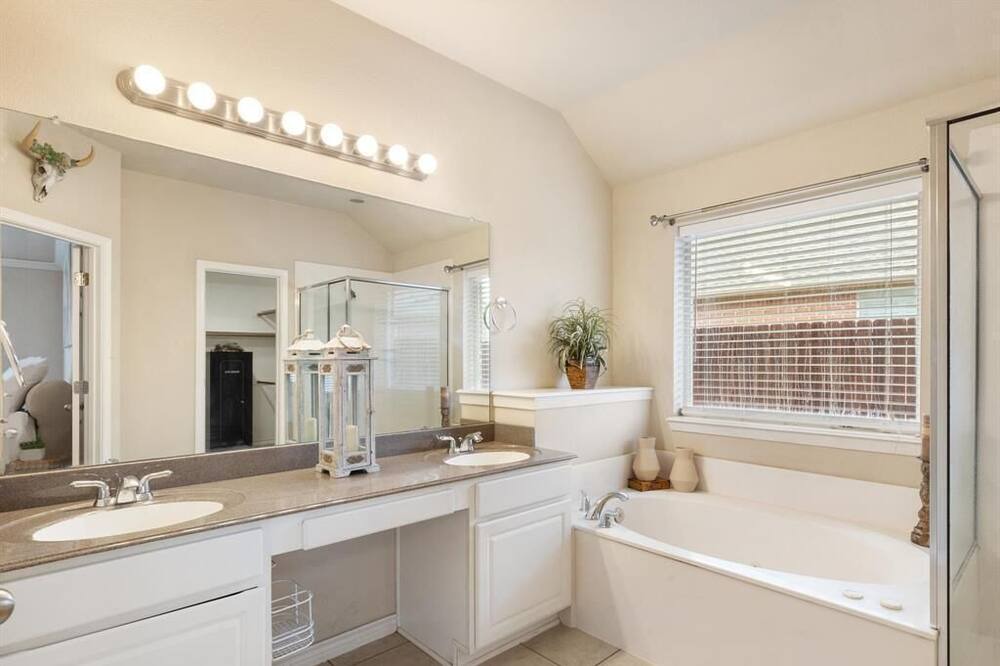Photo of Bathroom in Burleson