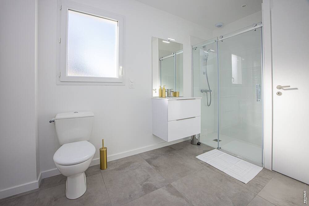Photo of Bathroom in Le Sequestre