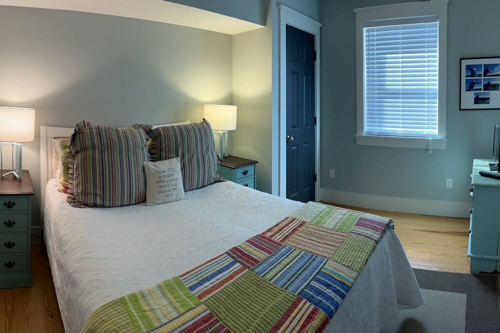 Photo of Bedroom in Dale