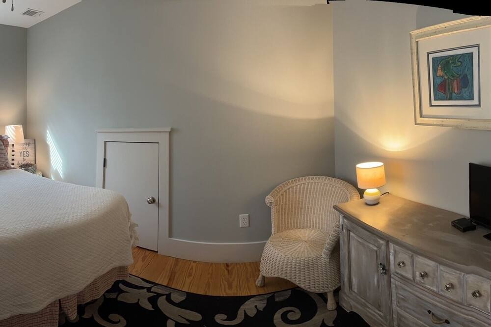 Photo of Bedroom in Dale