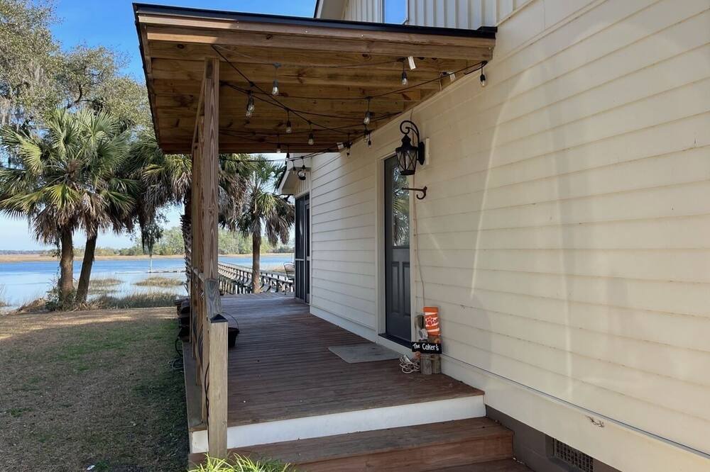 Photo of Others in Dale