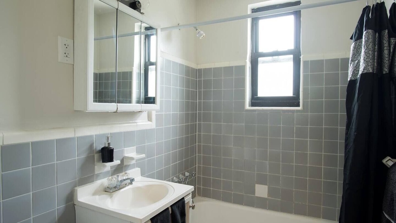 Photo of Bathroom in Albany