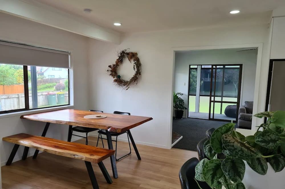 Photo of Patio Balcony in Pukehangi