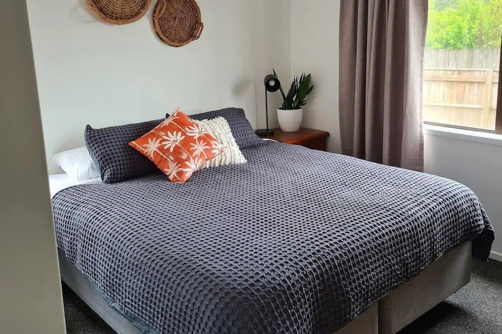 Photo of Bedroom in Pukehangi