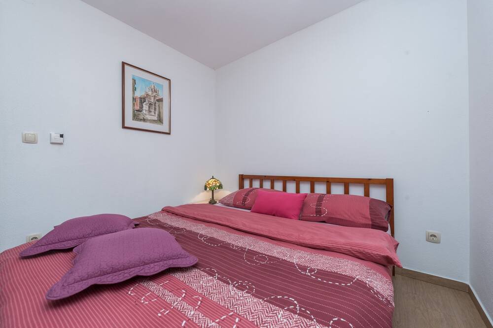 Photo of Bedroom in Brodarica