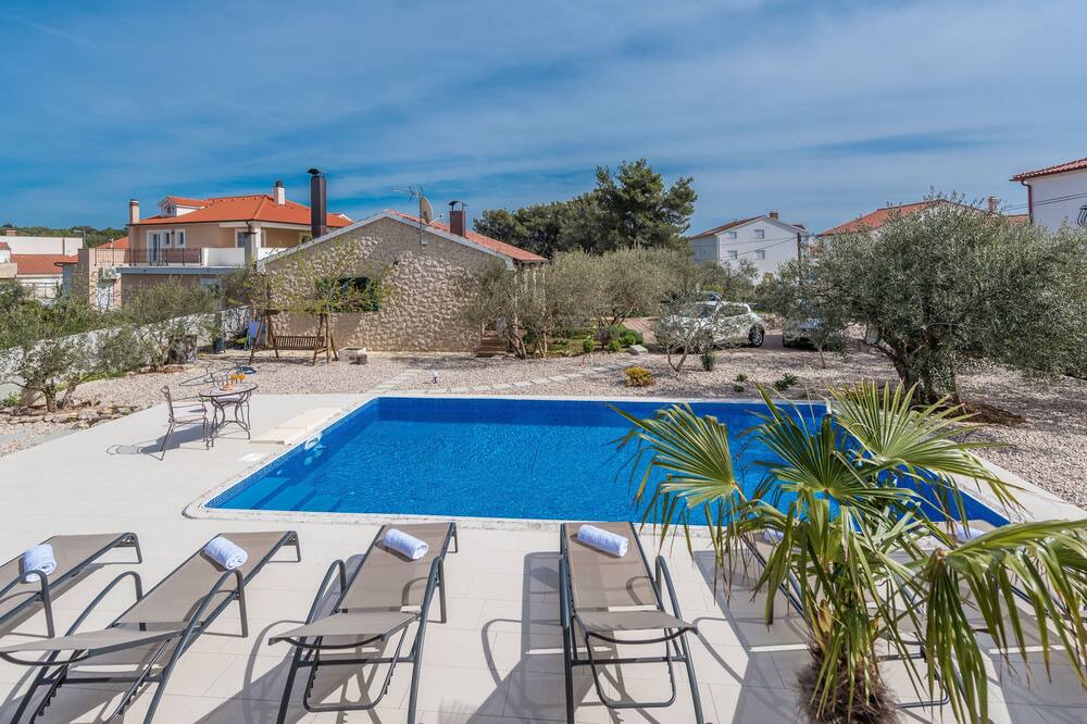 Photo of Outdoor in Brodarica