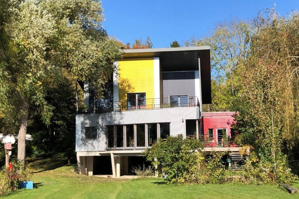Photo of Outdoor in Tosny