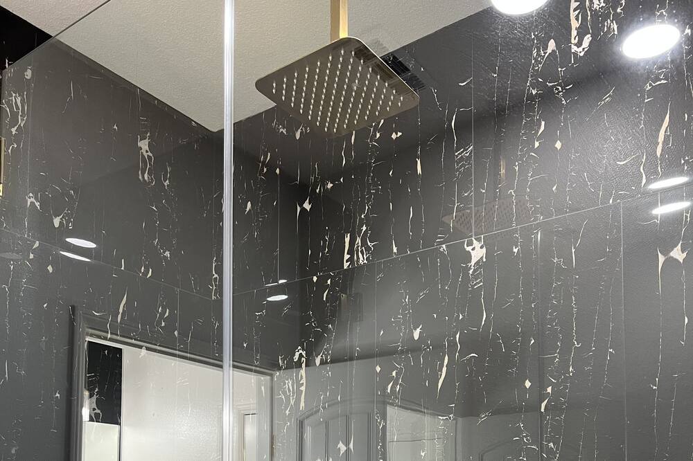 Photo of Bathroom in Moreno Valley