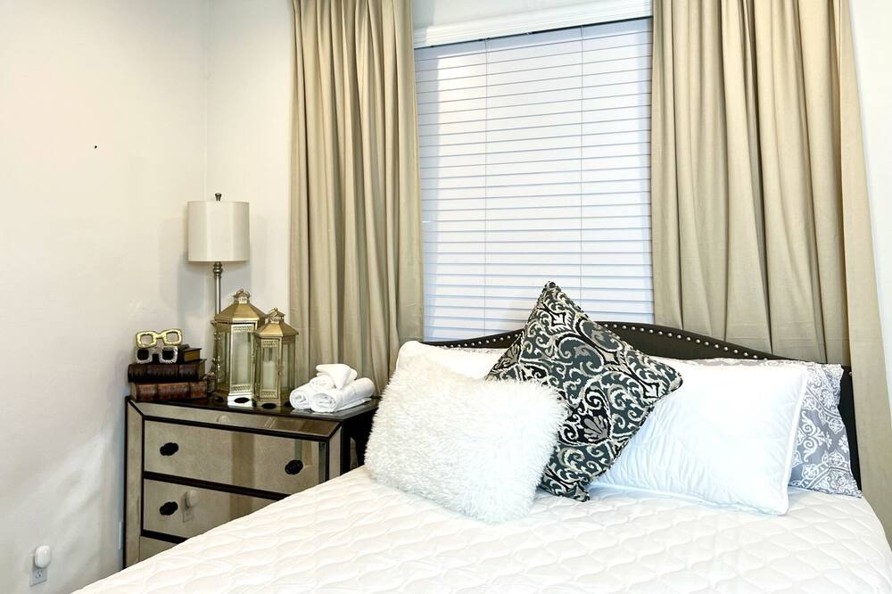 Photo of Bedroom in Moreno Valley