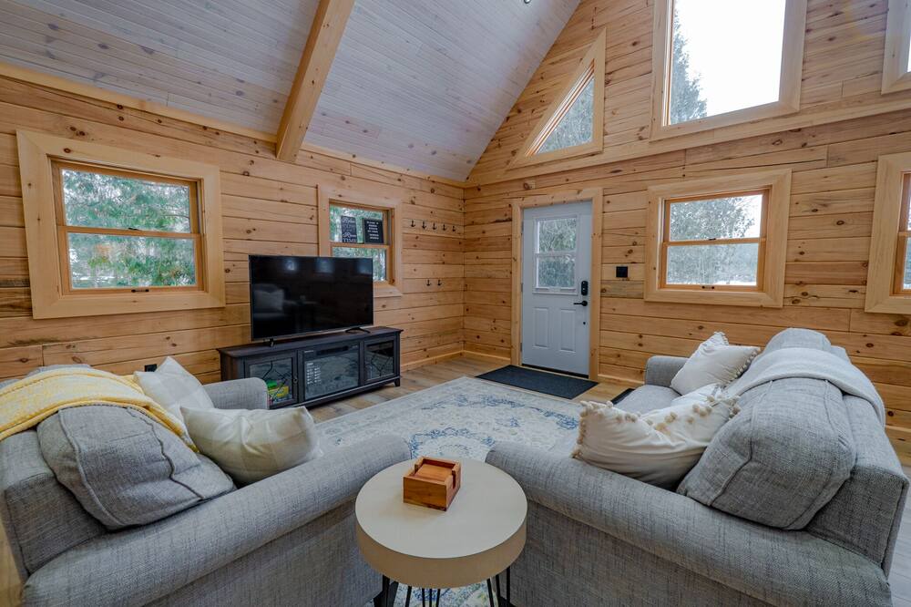 Photo of Livingroom in Burnt River