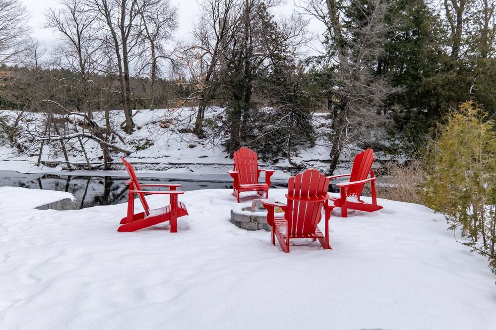 Photo of Outdoor in Burnt River