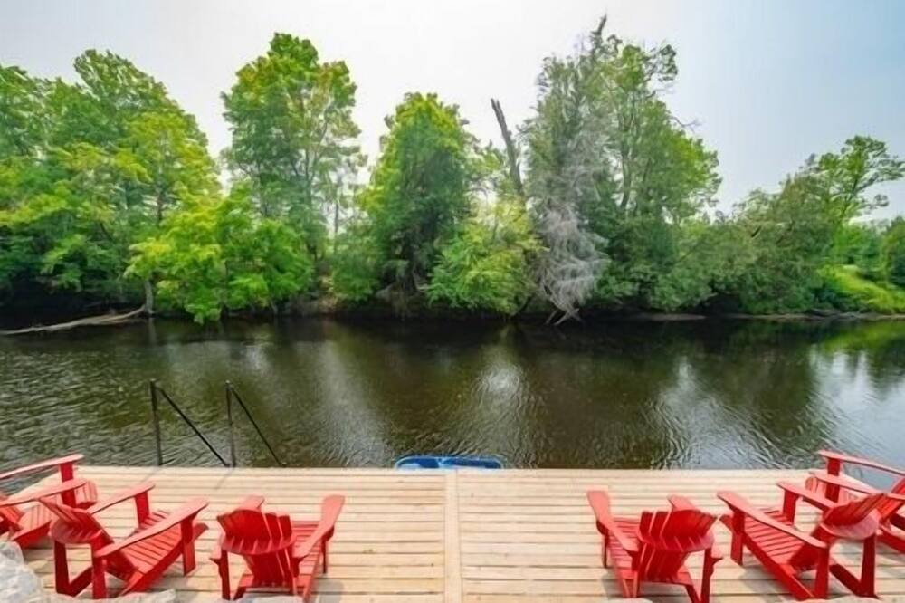 Photo of Others in Burnt River