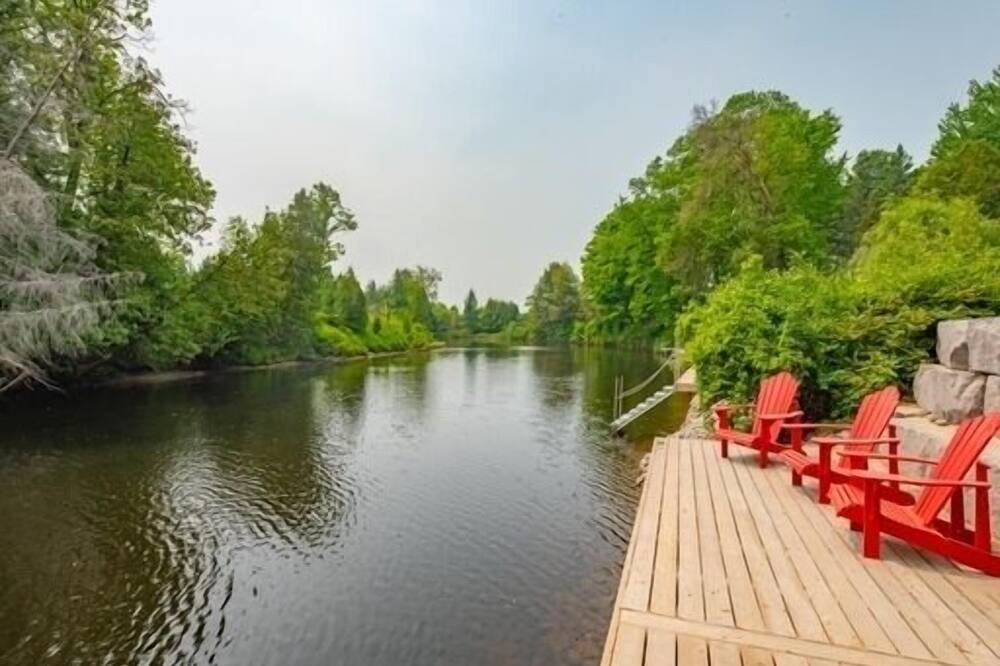 Photo of Outdoor in Burnt River