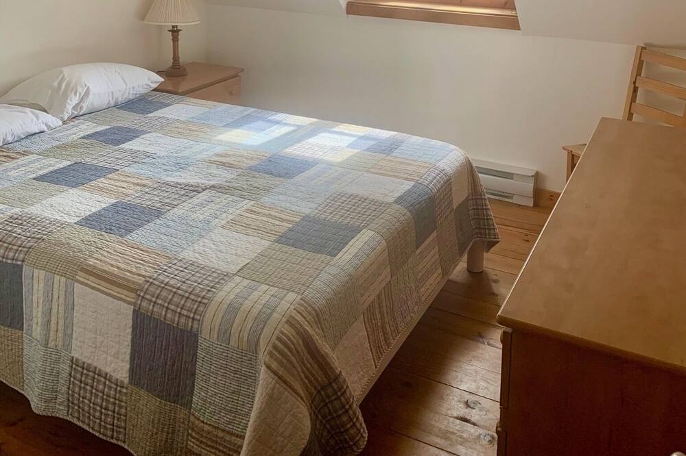 Photo of Bedroom in Lac-Tremblant-Nord