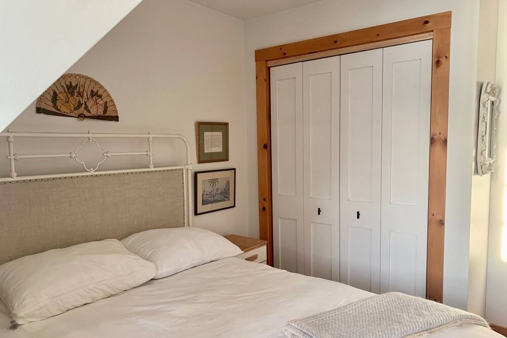 Photo of Bedroom in Lac-Tremblant-Nord