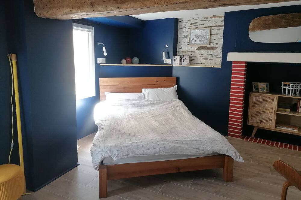 Photo of Bedroom in Les Ponts-de-Ce