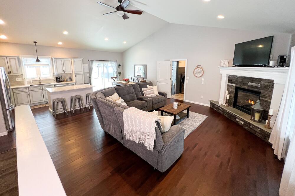 Photo of Livingroom in West Glens Falls