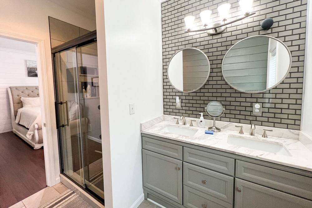 Photo of Bathroom in West Glens Falls