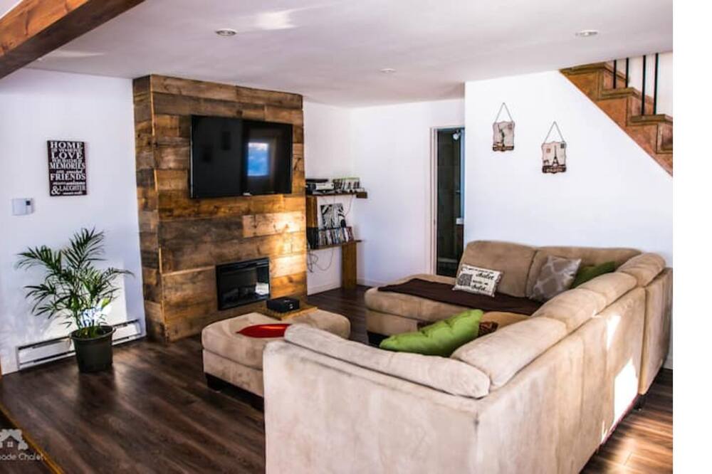 Photo of Livingroom in Shawinigan