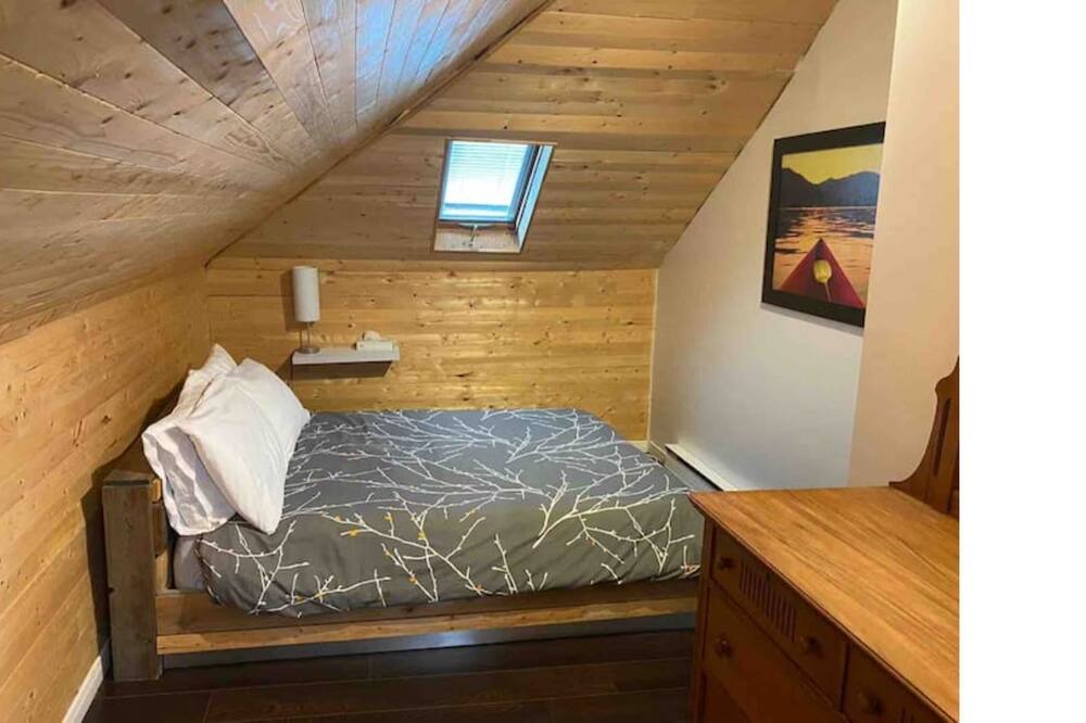 Photo of Bedroom in Shawinigan