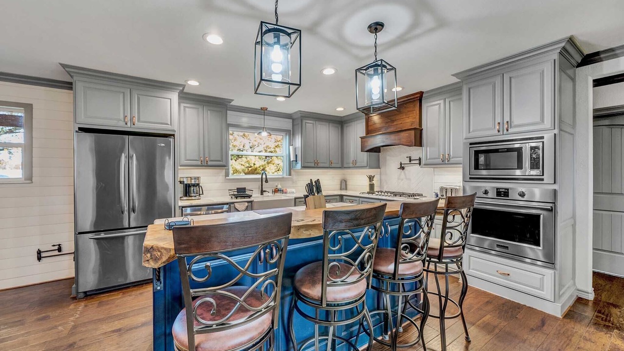Photo of Kitchen in Whitehouse